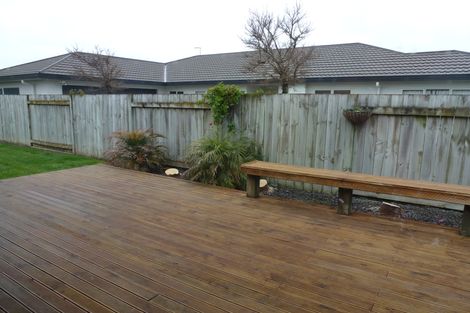 Photo of property in 20 Meridian Grove, Kelvin Grove, Palmerston North, 4414