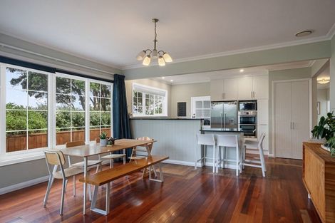 Photo of property in 1 Rosetta Road, Raumati South, Paraparaumu, 5032