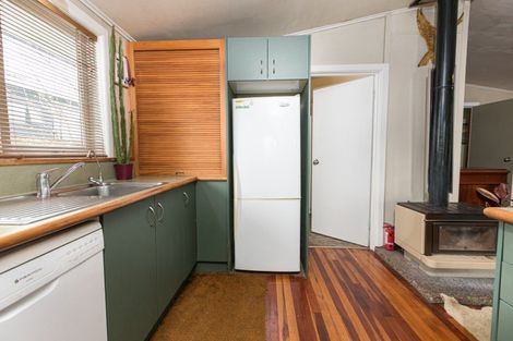 Photo of property in 11 Smith Street, Waipukurau, 4200