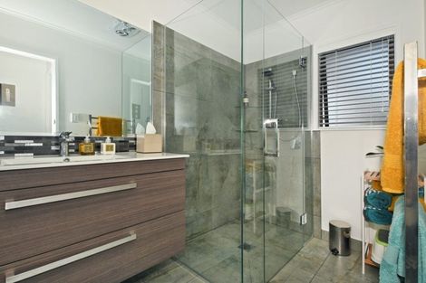 Photo of property in 10 Parkland Crescent, Terrace End, Palmerston North, 4410