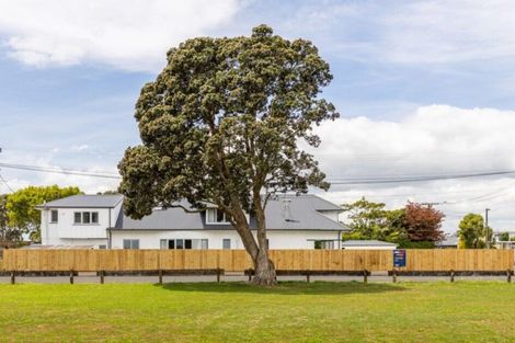 Photo of property in 82 Barrett Street, Westown, New Plymouth, 4310