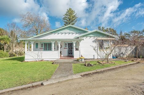 Photo of property in 102 Putiki Drive, Putiki, Whanganui, 4500