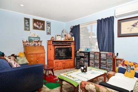 Photo of property in 4050a Great North Road, Glen Eden, Auckland, 0602