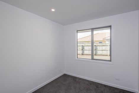 Photo of property in 25 Barry Curtis Place, Levin, 5510