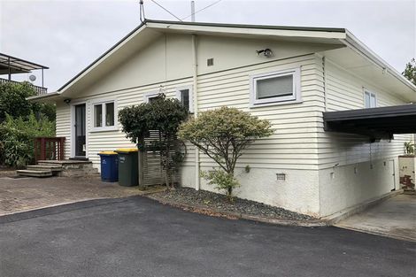Photo of property in 1/13 Fairlea Road, Te Atatu South, Auckland, 0610