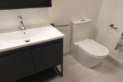 Photo of property in 26 Kotuitui Street, Manukau, Auckland, 2104