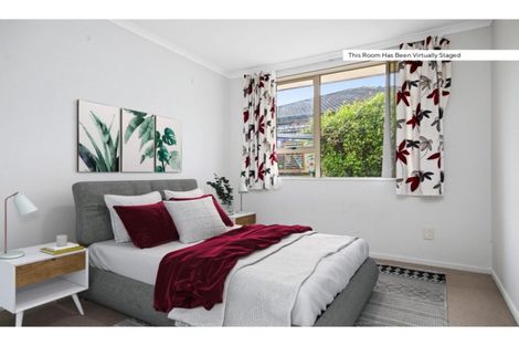 Photo of property in 2 Kathleen Reece Place, Waiuku, 2123