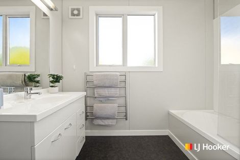 Photo of property in 64 Mckerrow Street, Shiel Hill, Dunedin, 9013