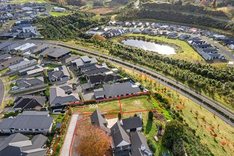 Photo of property in 92a Puhirake Crescent, Pyes Pa, Tauranga, 3112