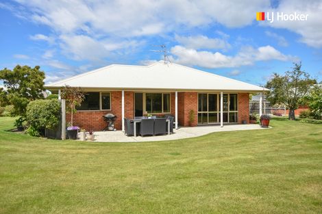 Photo of property in Willowfield Development, 6/80 Formby Street, Outram, 9019