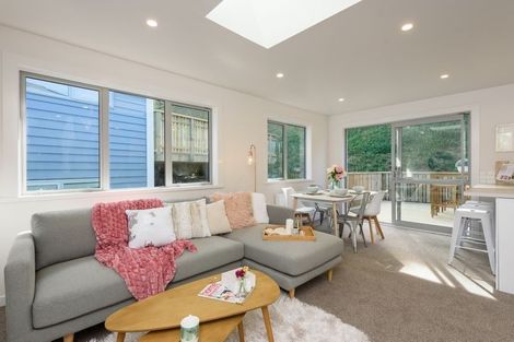 Photo of property in 12a Rarangi Way, Owhiro Bay, Wellington, 6023