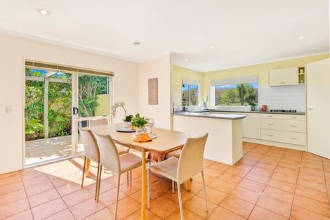 Photo of property in 11 Avion Terrace, Raumati Beach, Paraparaumu, 5032