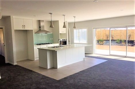 Photo of property in 10 Tilly Lane, Huapai, Kumeu, 0810