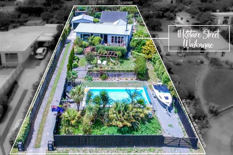 Photo of property in 11 Kotare Street, Waikanae, 5036