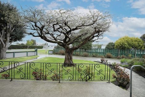 Photo of property in 73 Dunlop Street, Wallacetown, 9816