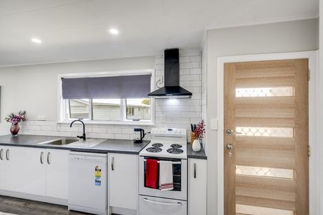 Photo of property in 69 Clarence Cox Crescent, Pirimai, Napier, 4112