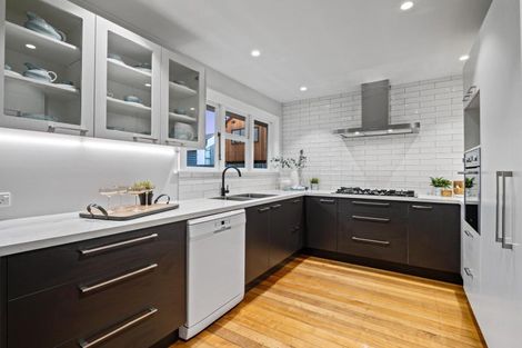 Photo of property in 164 Springfield Road, St Albans, Christchurch, 8014