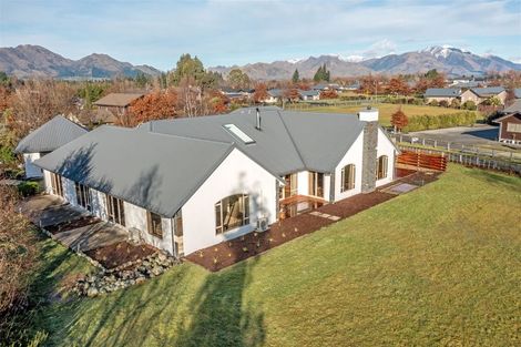 Photo of property in 6 Lochiel Drive, Hanmer Springs, 7334