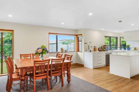 Photo of property in 13 Shanaway Close, Halswell, Christchurch, 8025