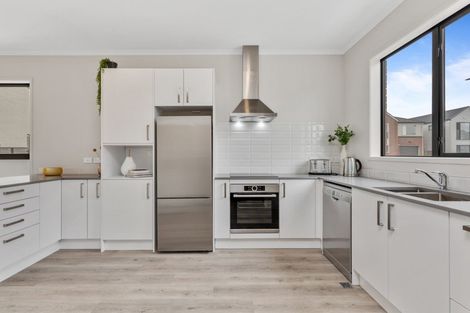 Photo of property in 14 Peihana Road, Hobsonville, Auckland, 0616