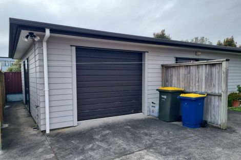 Photo of property in 20 Durham Street, Te Atatu Peninsula, Auckland, 0610