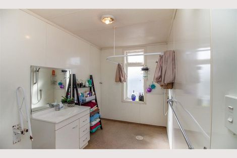 Photo of property in 25 Mount View Street, Raetihi, 4632