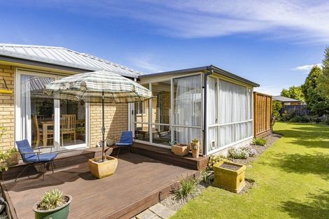 Photo of property in 16 Chamberlain Lane, Rangiora, 7400