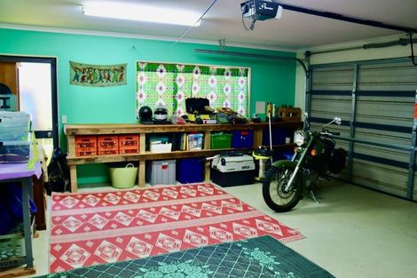 Photo of property in 17 Maddison Place, Welcome Bay, Tauranga, 3112