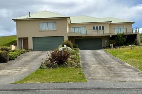Photo of property in 25 Muriwai Drive, Manapouri, 9679