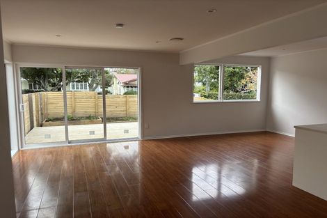 Photo of property in 30 Wairere Avenue, Mount Albert, Auckland, 1025