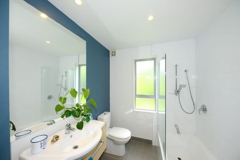 Photo of property in 21b Cornwall Road, Lyttelton, 8082