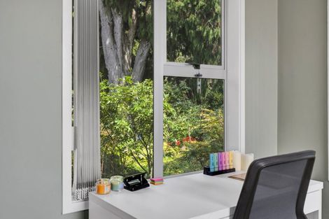 Photo of property in 4/1 Gilbert Street, New Plymouth, 4310