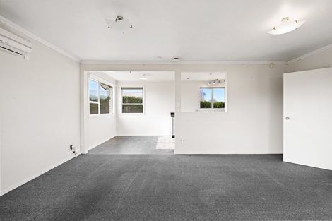 Photo of property in 18 Oakfield Crescent, Pukete, Hamilton, 3200