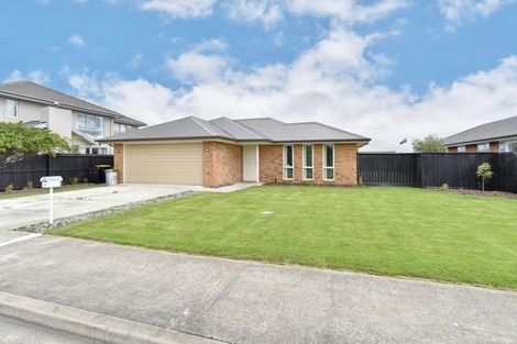 Photo of property in 6 Maple Place, Rangiora, 7400