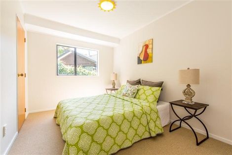 Photo of property in 2/6 Honeysuckle Lane, Mairangi Bay, Auckland, 0630