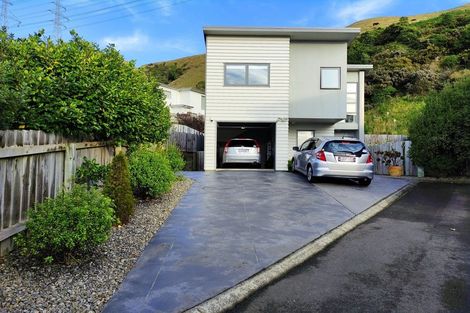 Photo of property in 30c Erlestoke Crescent, Churton Park, Wellington, 6037
