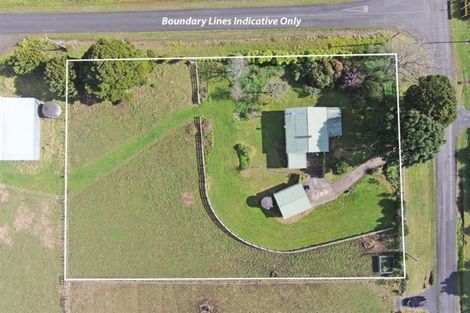 Photo of property in 242 Hull Road, Waiuku, 2682