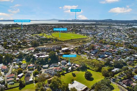 Photo of property in 1/76 Chilcott Road, Henderson, Auckland, 0612