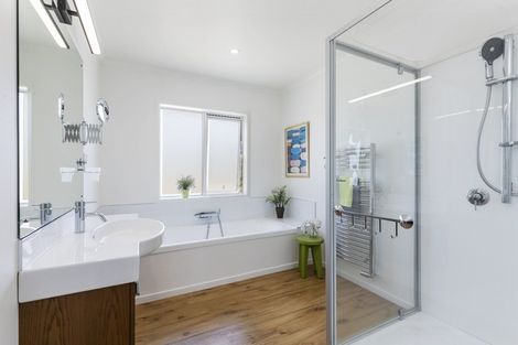 Photo of property in 24a Mount Marua Way, Timberlea, Upper Hutt, 5018