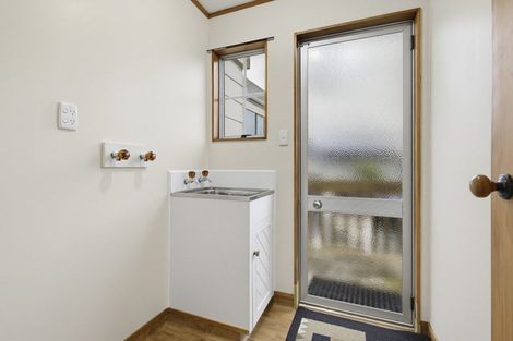 Photo of property in 6 Dominica Crescent, Grenada Village, Wellington, 6037