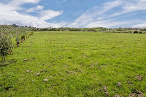 Photo of property in 89 Strathnaver Drive, Waikawa Beach, Manakau, 5573