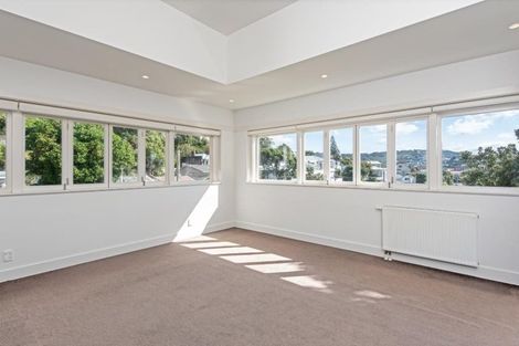 Photo of property in 11 Upper Bourke Street, Kilbirnie, Wellington, 6022