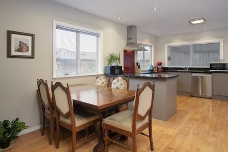 Photo of property in 1/62 Parkers Road, Tahunanui, Nelson, 7011