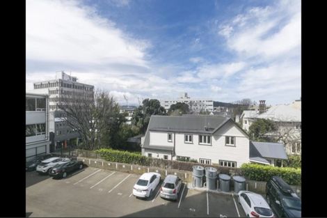 Photo of property in Hobson Court Flats, 27/70 Hobson Street, Thorndon, Wellington, 6011