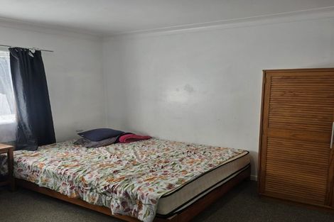 Photo of property in 11b Sturdee Road, Manurewa, Auckland, 2102