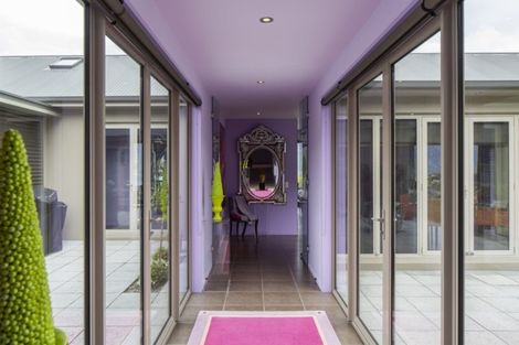 Photo of property in 6 Bracken Street, Arrowtown, 9302