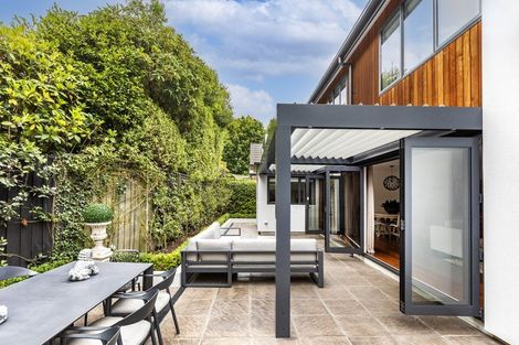 Photo of property in 7b Rossall Street, Merivale, Christchurch, 8014