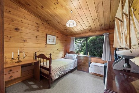 Photo of property in 24 Heuchan Lane, Wanaka, 9305