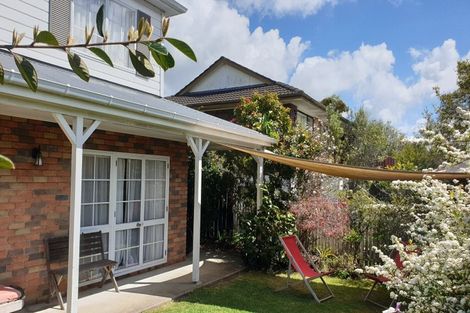 Photo of property in 1/35 Sunderlands Road, Half Moon Bay, Auckland, 2012