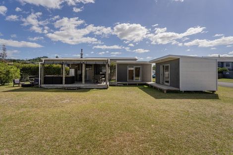 Photo of property in 13 Motukorure Parade, Cooks Beach, Whitianga, 3591